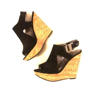 Carlos Santana Black Wedges